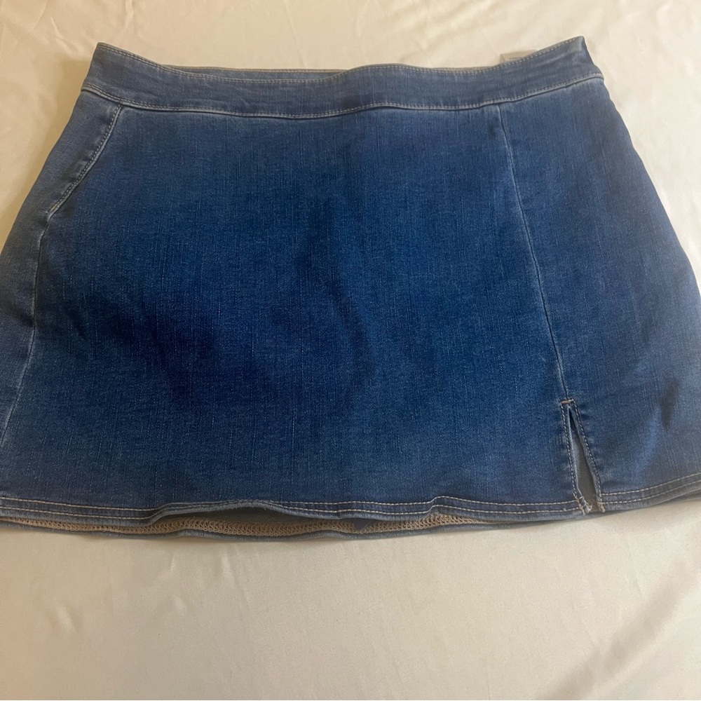 American Eagle Outfitters Dark Blue Denim Mini Skort